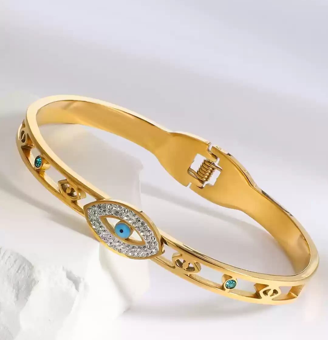 VIEN Women Cubic Zirconia Enamelled Gold- Plated Kada Bracelet