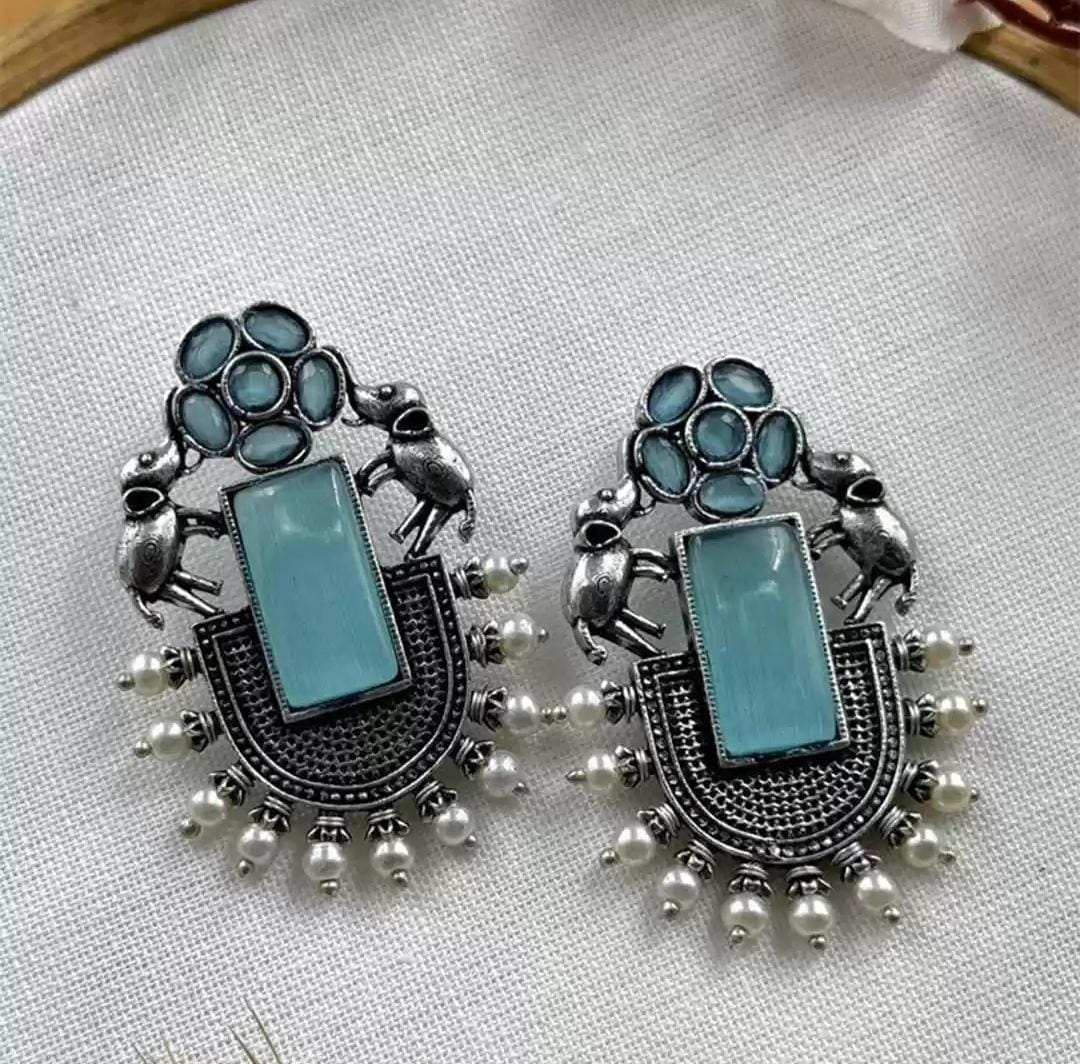 Silver-Plated Stones Studded & Pearls Beaded Oxidised Animal Shaped Studs