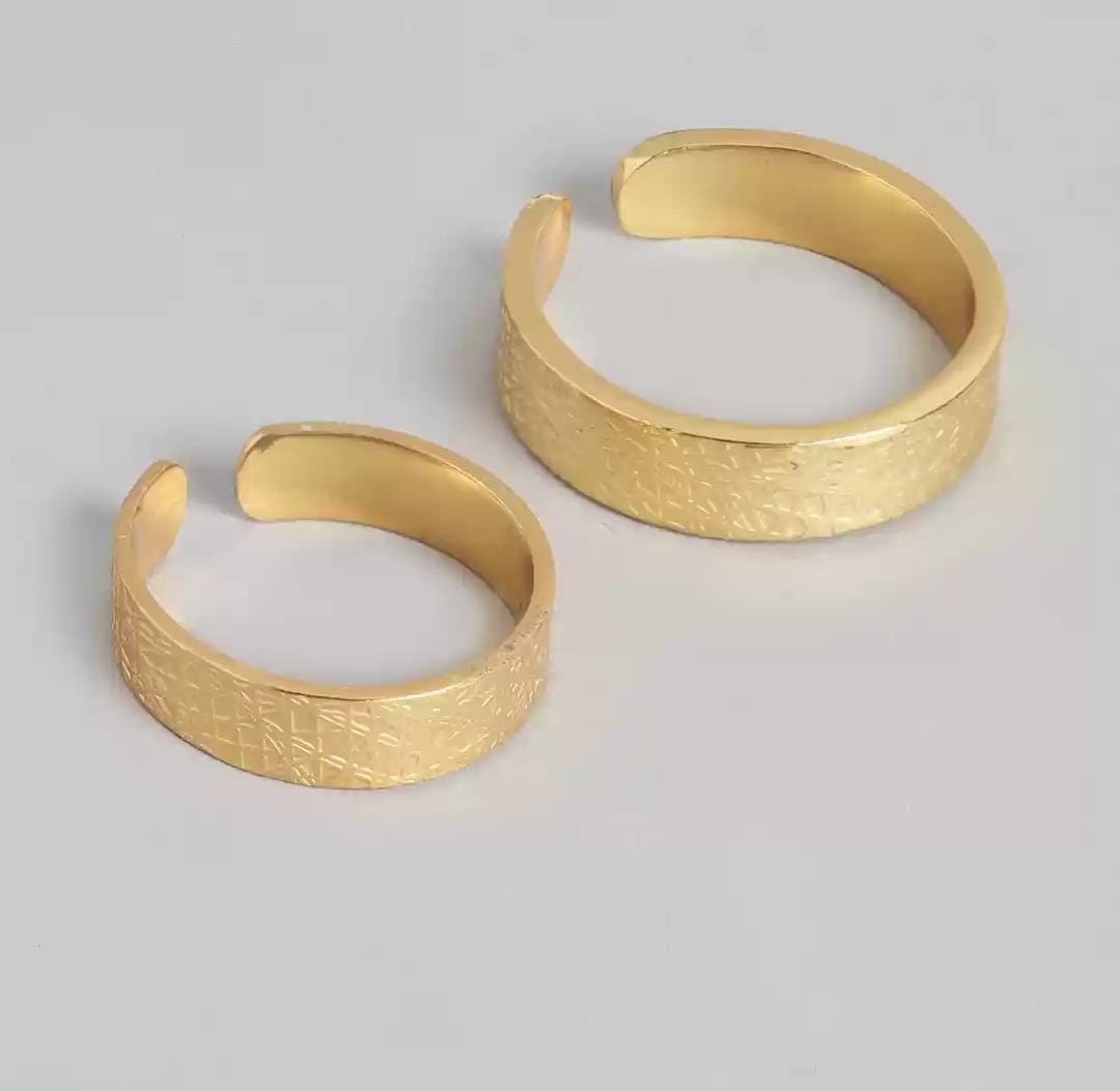 Set of 2 Gold-Plated Adjustable Couple Finger Rings